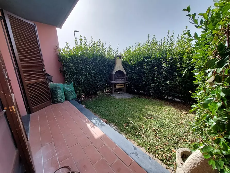 Immagine 21 di Appartamento in vendita  a Bientina