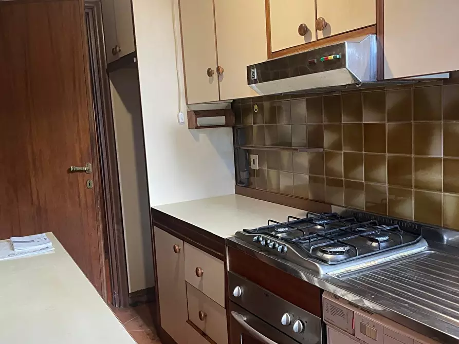 Immagine 14 di Appartamento in vendita  a Pisa