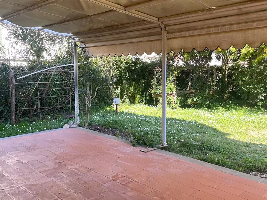 Immagine 4 di Appartamento in vendita  a Pisa