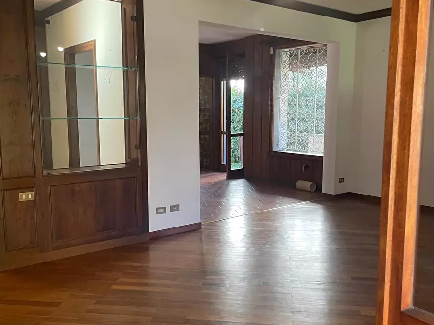 Immagine 3 di Appartamento in vendita  a Pisa