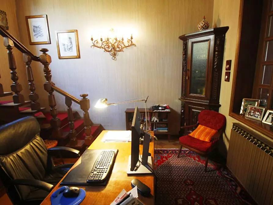 Immagine 22 di Villa in vendita  a Vinci