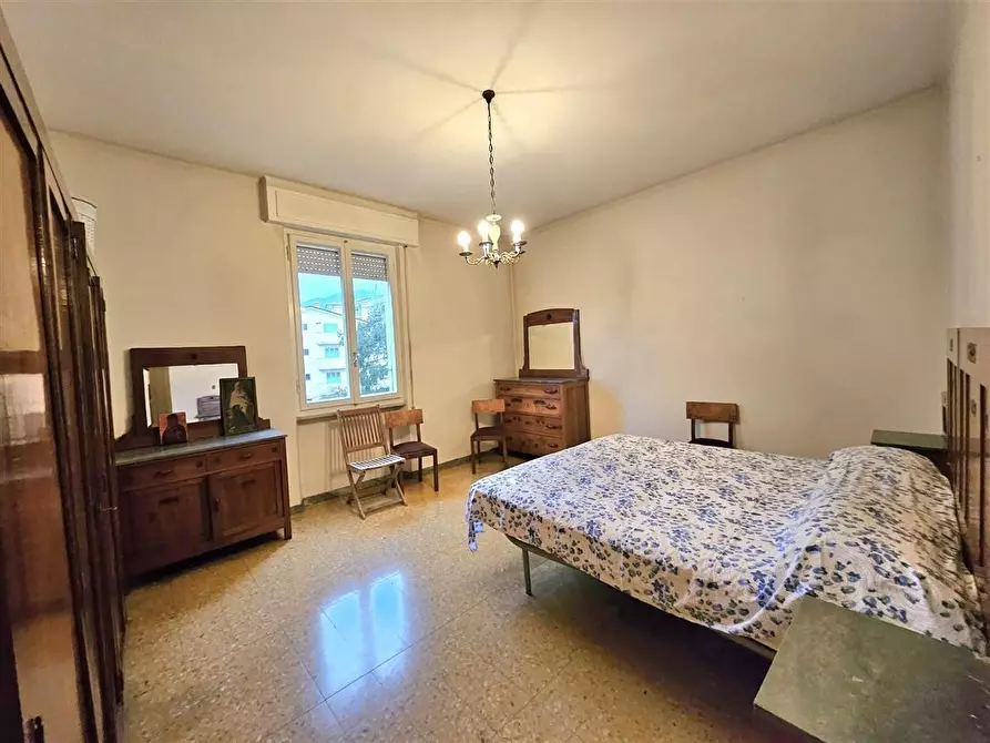Immagine 22 di Appartamento in vendita  a Massa