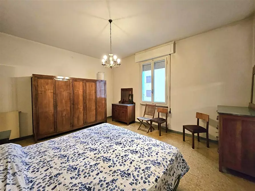 Immagine 23 di Appartamento in vendita  a Massa