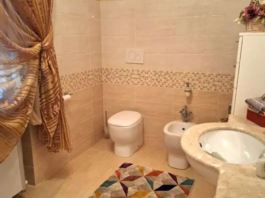 Immagine 41 di Casa indipendente in vendita  a Capannori