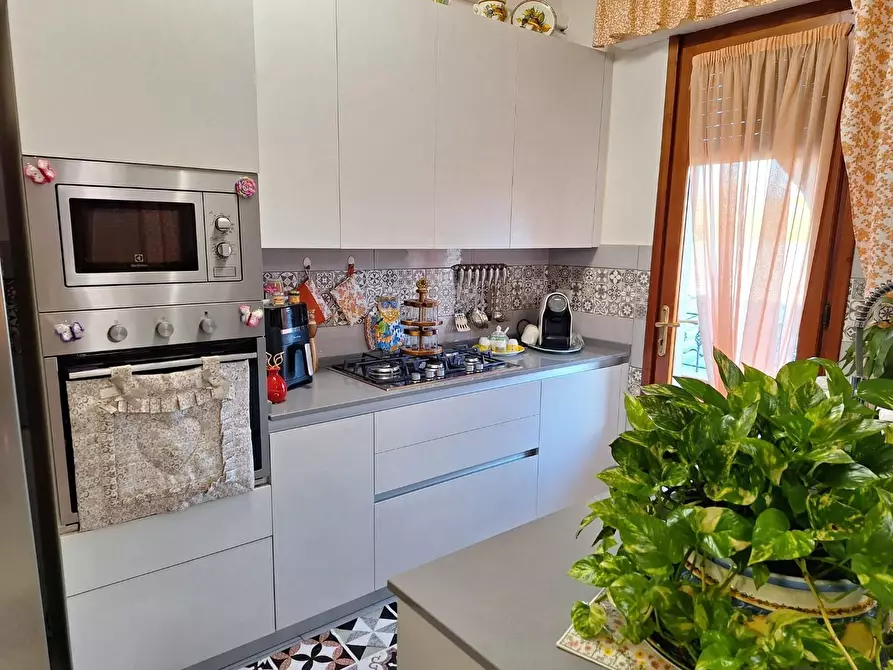 Immagine 10 di Casa indipendente in vendita  a Capannori