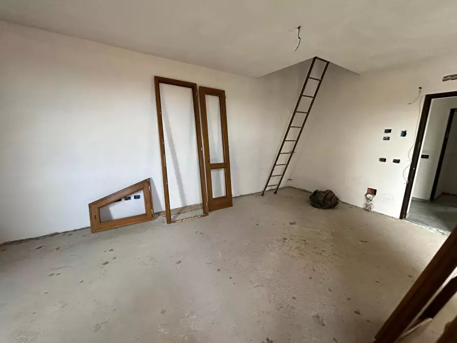 Immagine 6 di Appartamento in vendita  a Larciano