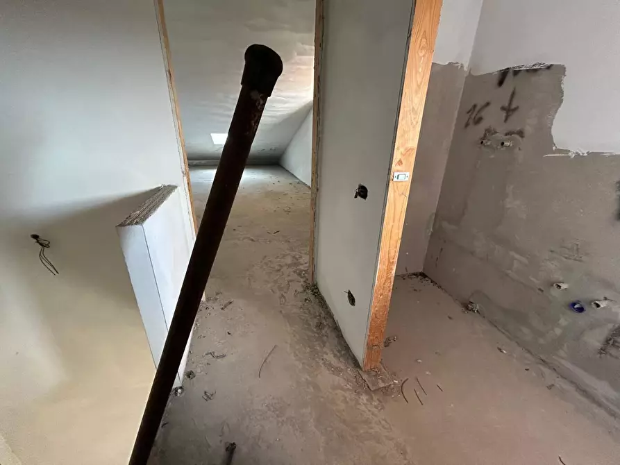 Immagine 14 di Appartamento in vendita  a Larciano