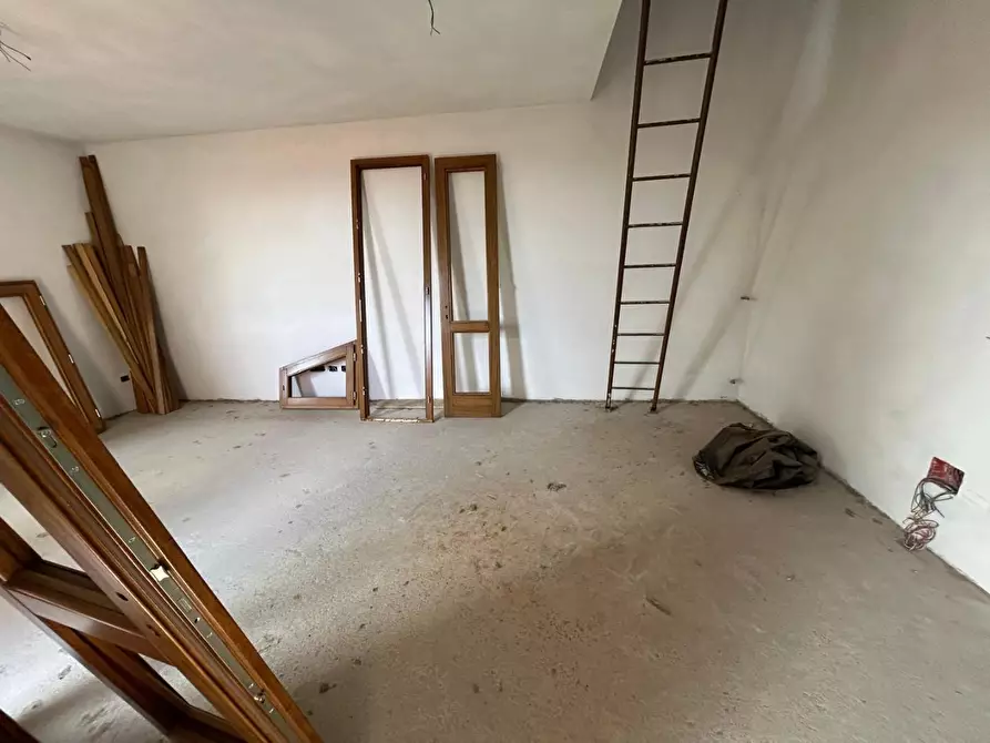 Immagine 4 di Appartamento in vendita  a Larciano