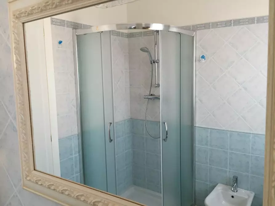 Immagine 17 di Villa in vendita  a Pietrasanta