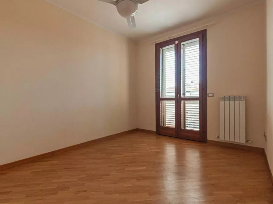 Immagine 17 di Villa in vendita  a San Giuliano Terme