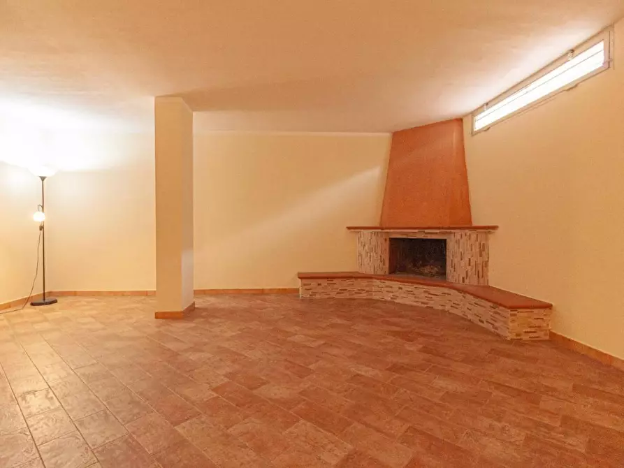 Immagine 28 di Villa in vendita  a San Giuliano Terme