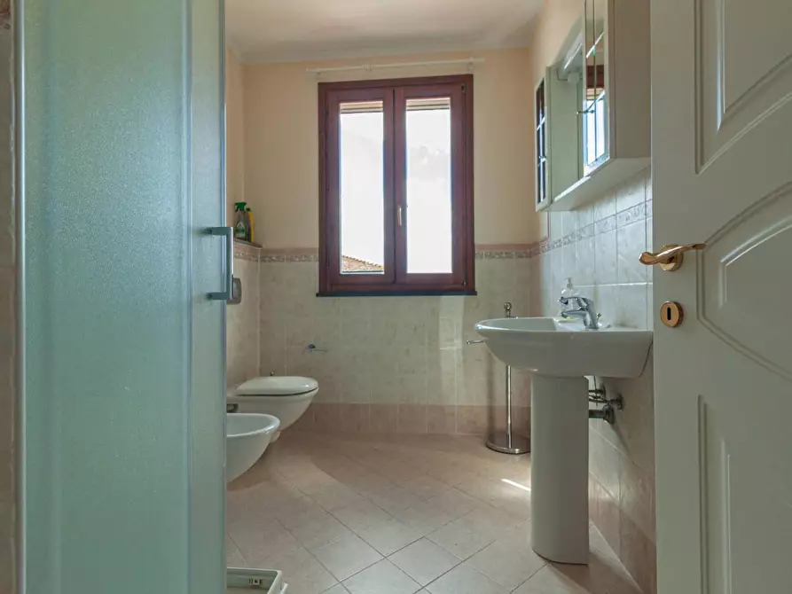 Immagine 19 di Villa in vendita  a San Giuliano Terme