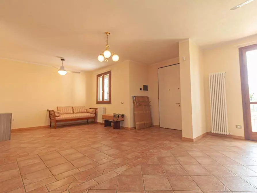 Immagine 6 di Villa in vendita  a San Giuliano Terme