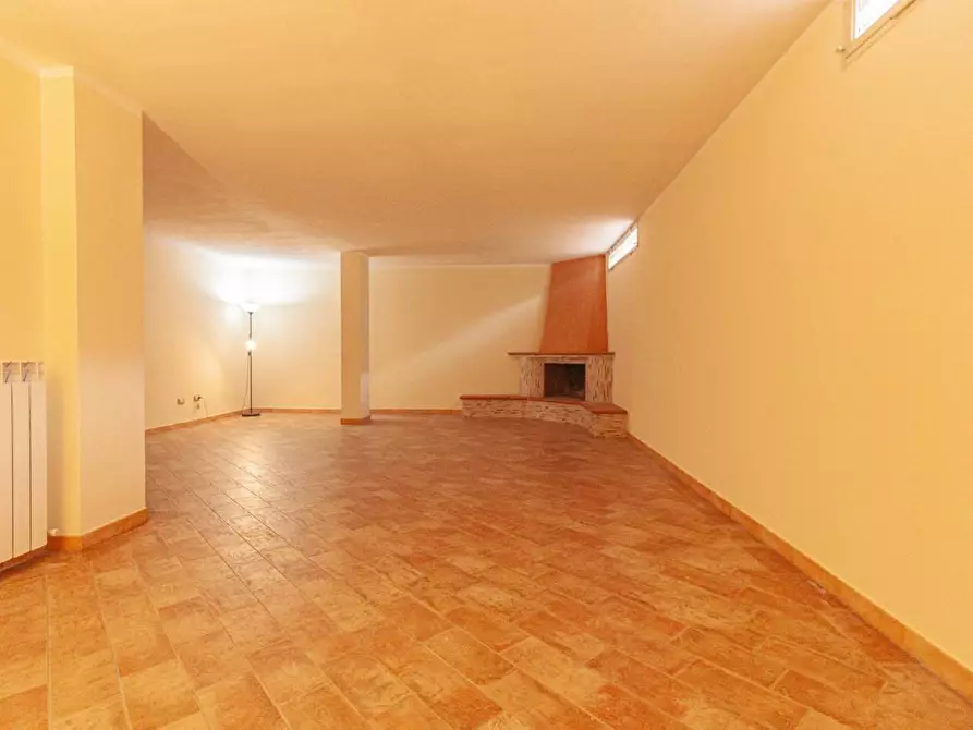 Immagine 27 di Villa in vendita  a San Giuliano Terme