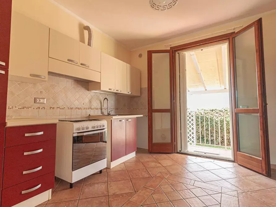 Immagine 11 di Villa in vendita  a San Giuliano Terme