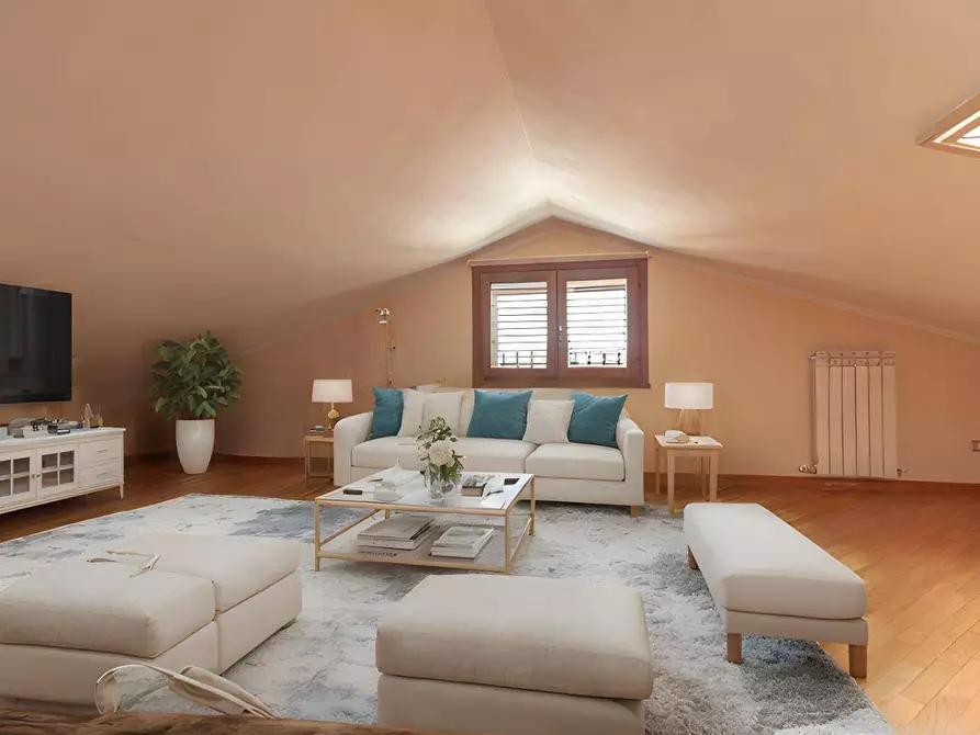 Immagine 22 di Villa in vendita  a San Giuliano Terme