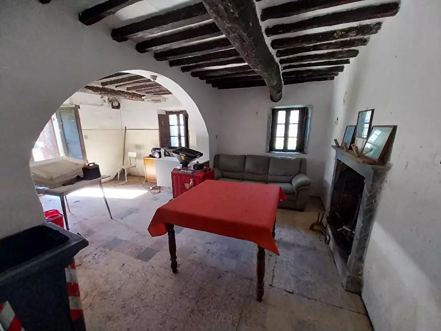 Immagine 10 di Casa indipendente in vendita  a Calci