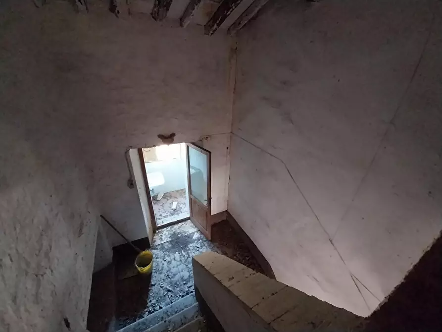 Immagine 24 di Casa indipendente in vendita  a Calci