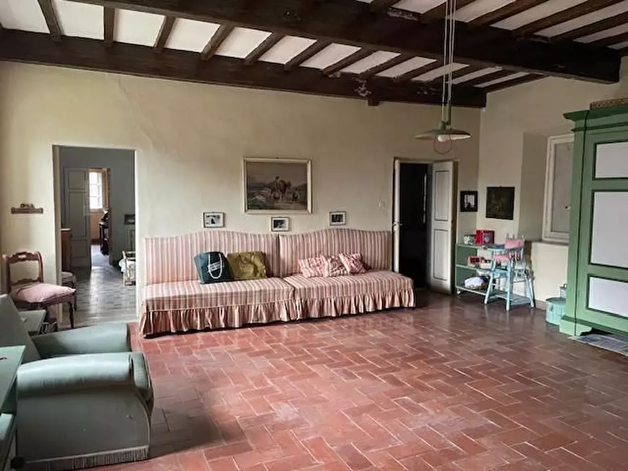 Immagine 39 di Villa in vendita  a Borgo A Mozzano