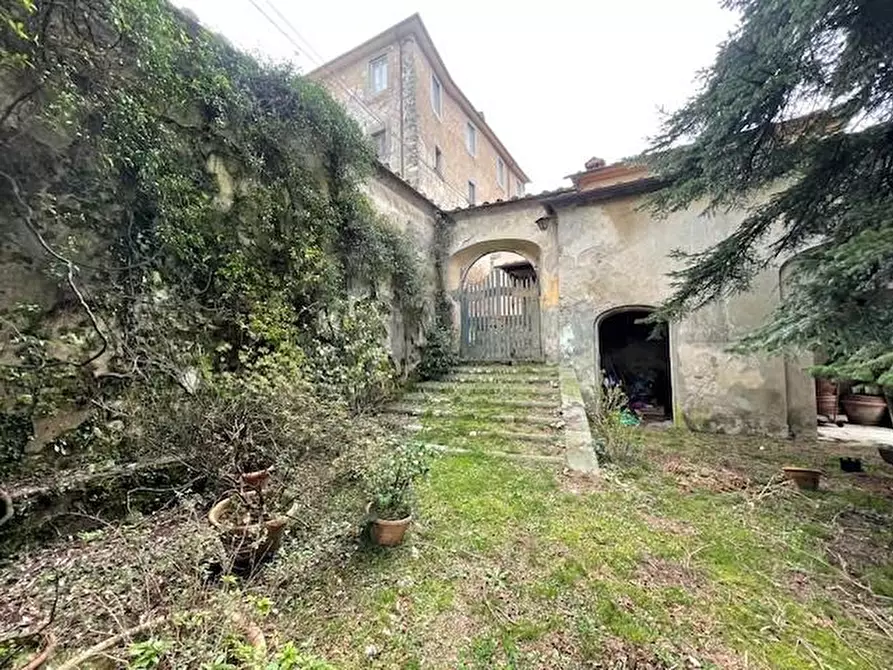 Immagine 64 di Villa in vendita  a Borgo A Mozzano