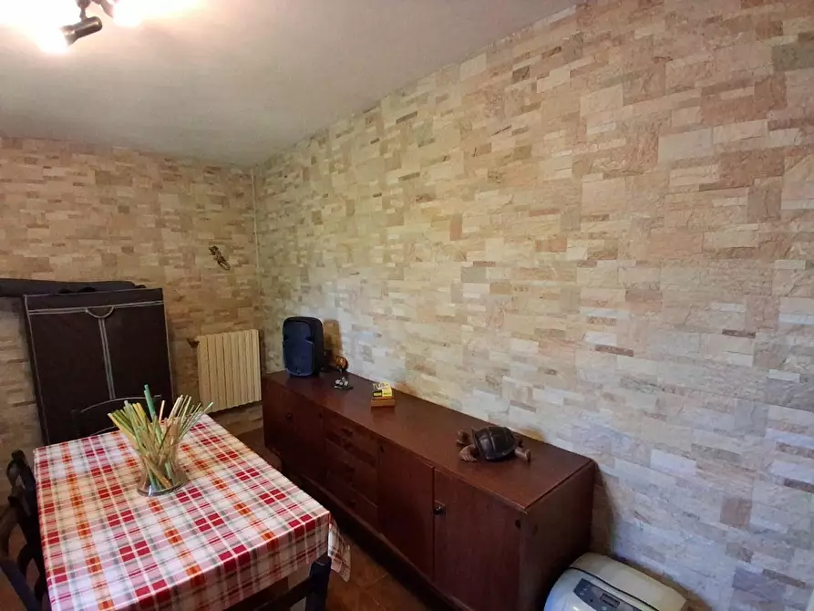 Immagine 23 di Appartamento in vendita  a Lucca