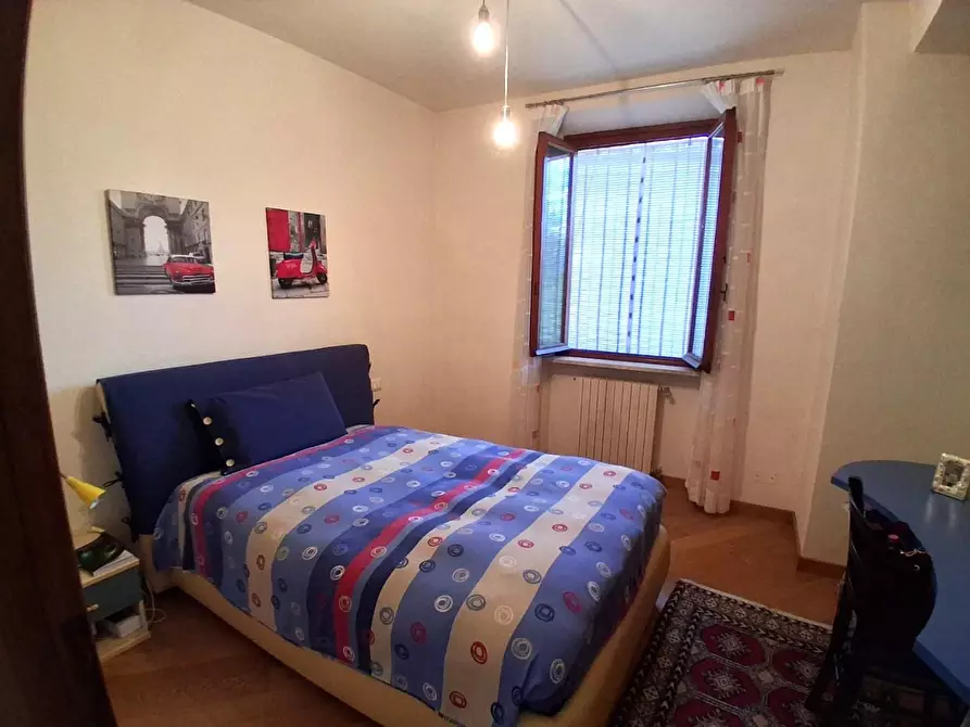 Immagine 18 di Appartamento in vendita  a Lucca