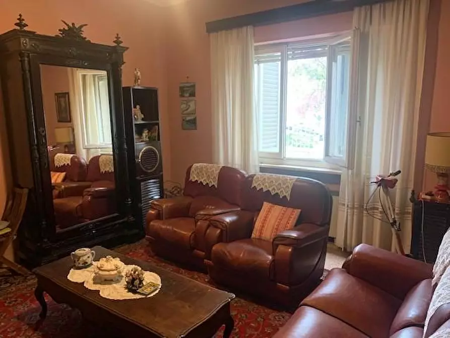 Immagine 16 di Villa in vendita  a Montecatini Terme