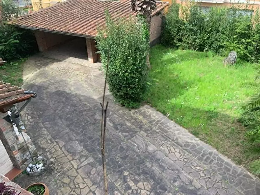 Immagine 32 di Villa in vendita  a Montecatini Terme