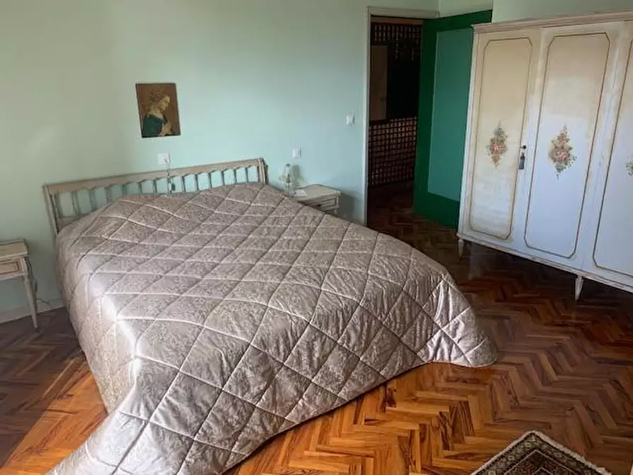 Immagine 30 di Villa in vendita  a Montecatini Terme