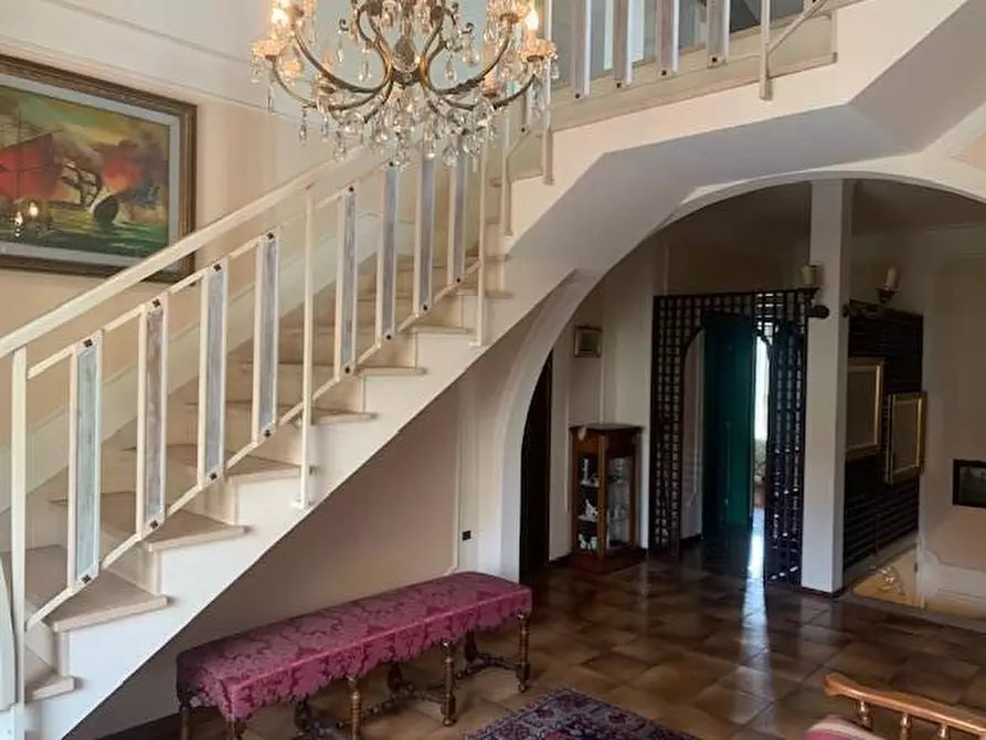 Immagine 41 di Villa in vendita  a Montecatini Terme