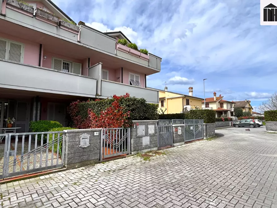 Immagine 31 di Terratetto in vendita  a Santa Croce Sull'arno