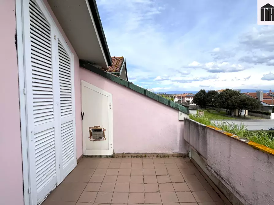 Immagine 17 di Terratetto in vendita  a Santa Croce Sull'arno