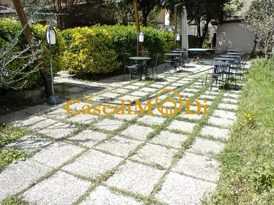 Immagine 4 di Locale commerciale in vendita  a Livorno