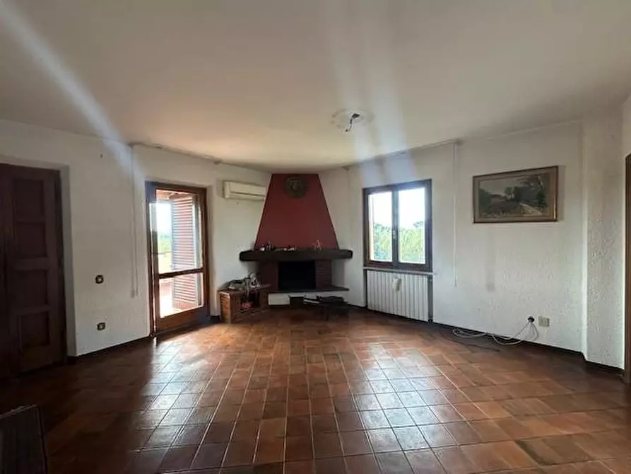 Immagine 1 di Casa indipendente in vendita  a Pisa