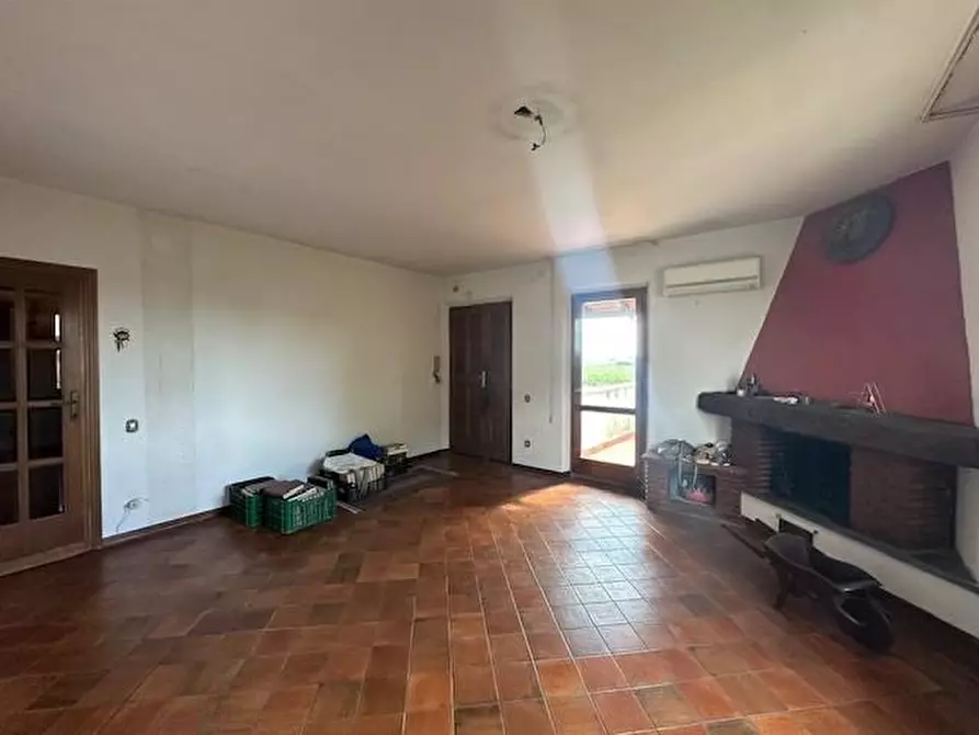 Immagine 6 di Casa indipendente in vendita  a Pisa