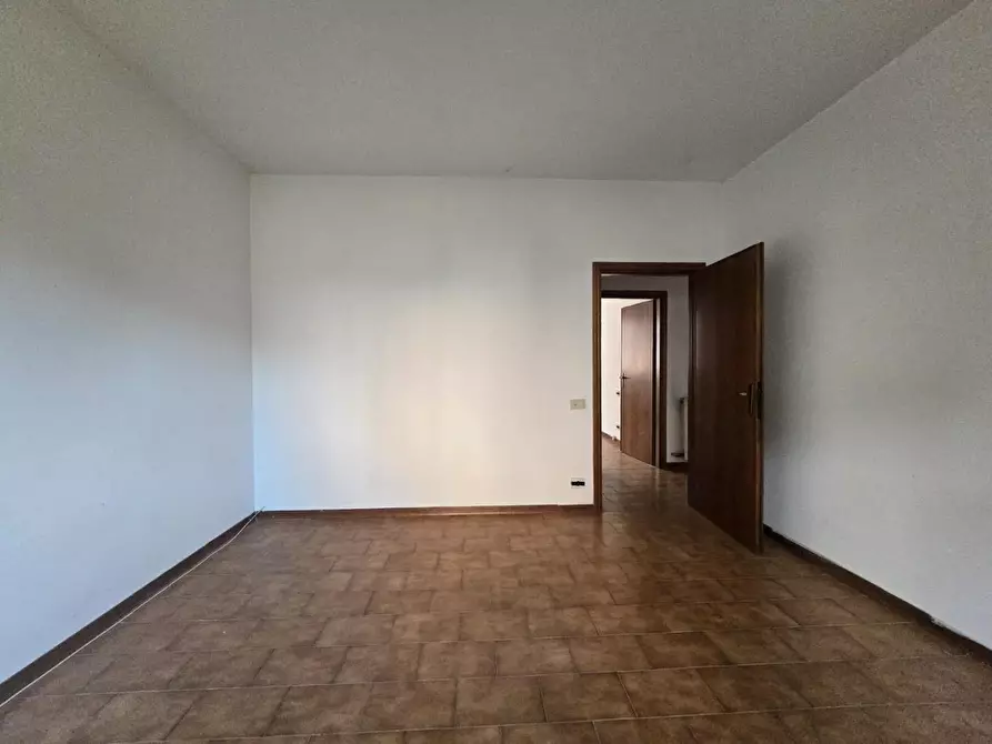 Immagine 9 di Appartamento in vendita  a Colle Di Val D'elsa