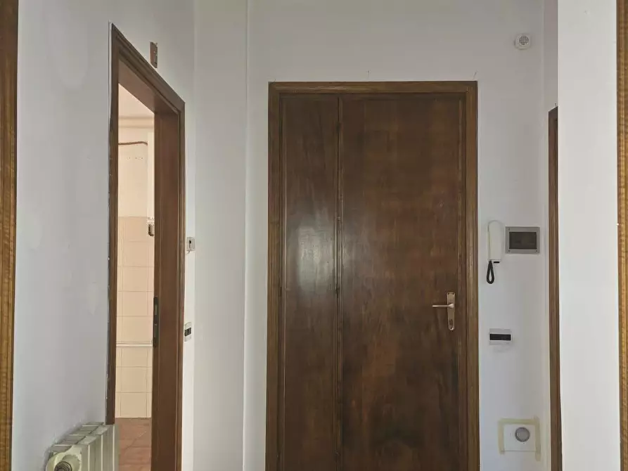 Immagine 17 di Appartamento in vendita  a Colle Di Val D'elsa