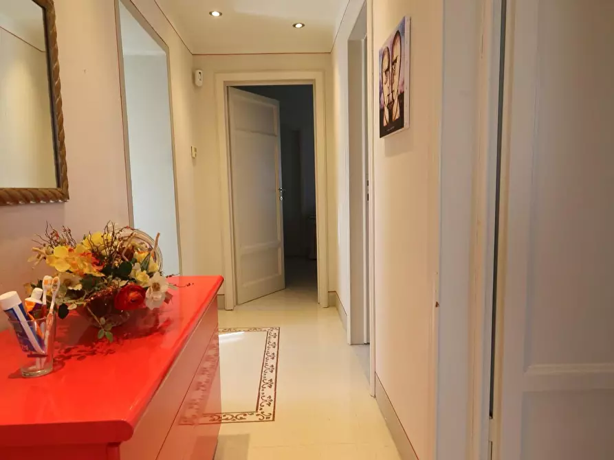 Immagine 31 di Villa in vendita  a Pisa