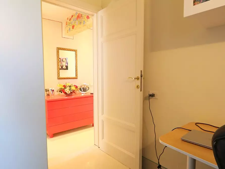 Immagine 29 di Villa in vendita  a Pisa