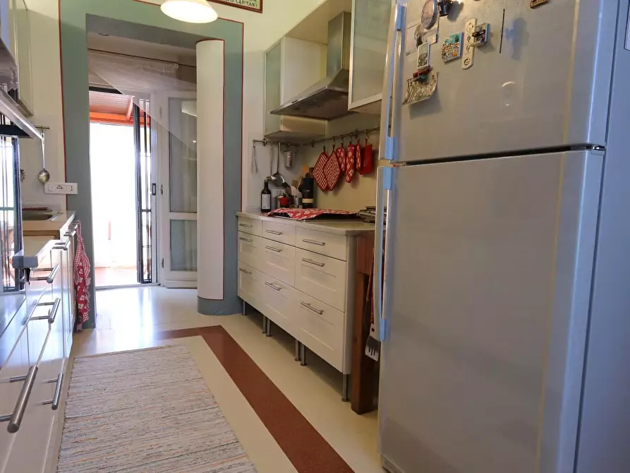 Immagine 7 di Villa in vendita  a Pisa