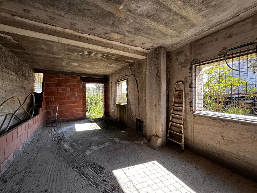 Immagine 4 di Casa semindipendente in vendita  a Castelnuovo Magra