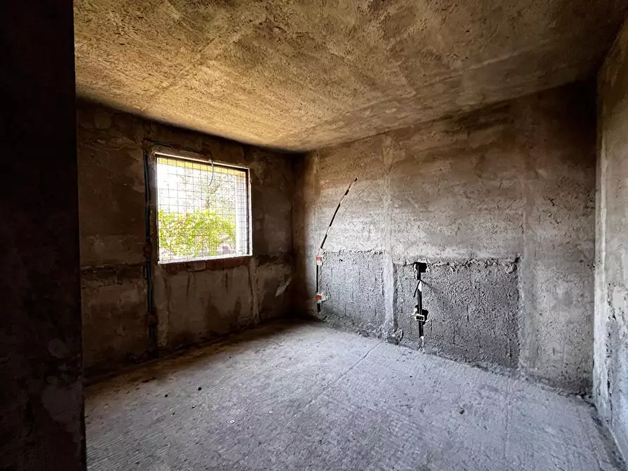 Immagine 10 di Casa semindipendente in vendita  a Castelnuovo Magra