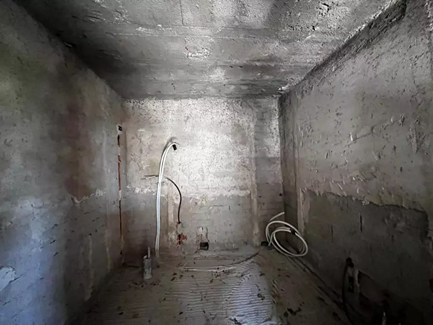 Immagine 3 di Casa semindipendente in vendita  a Castelnuovo Magra