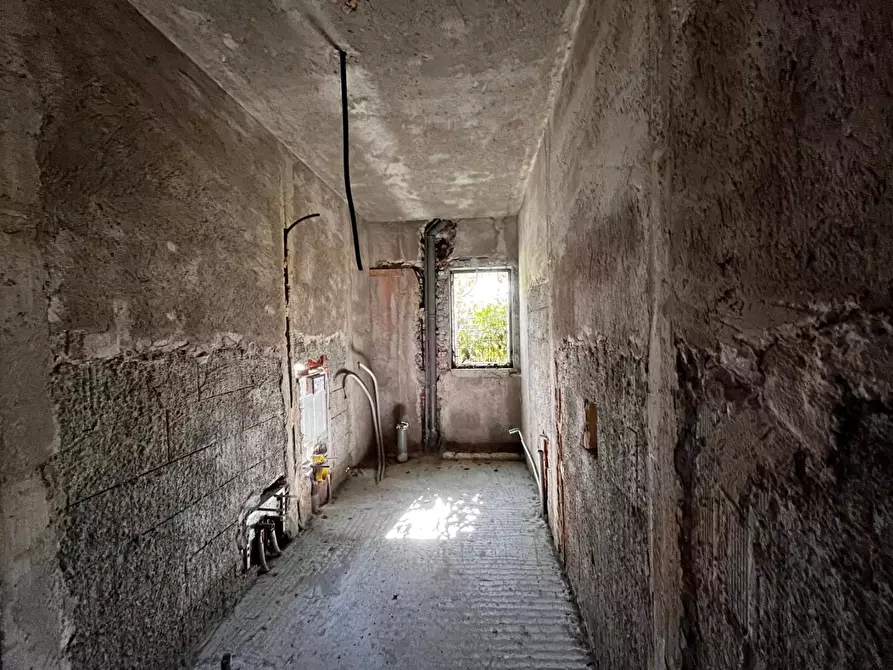 Immagine 8 di Casa semindipendente in vendita  a Castelnuovo Magra