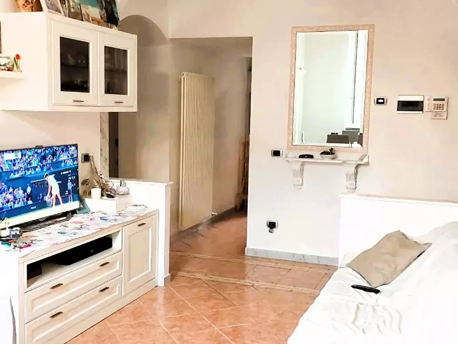 Immagine 5 di Appartamento in vendita  a Carrara