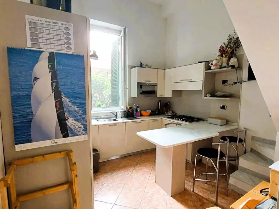 Immagine 11 di Appartamento in vendita  a Carrara