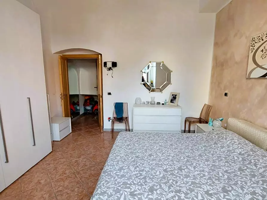 Immagine 18 di Appartamento in vendita  a Carrara