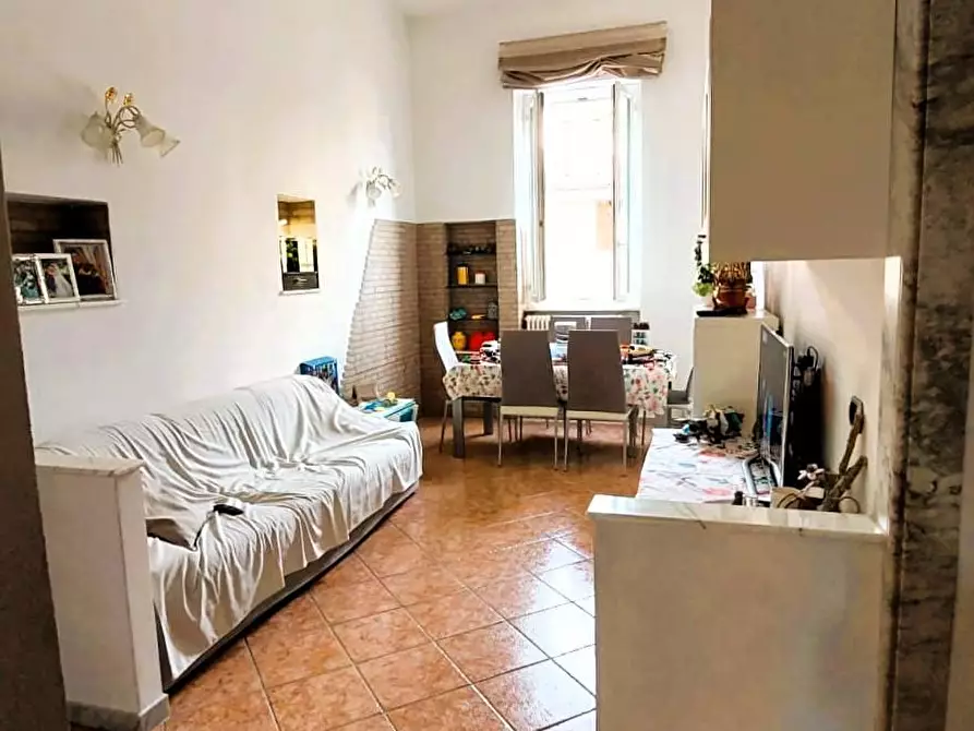 Immagine 6 di Appartamento in vendita  a Carrara