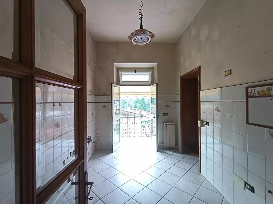 Immagine 18 di Casa semindipendente in vendita  a Gallicano