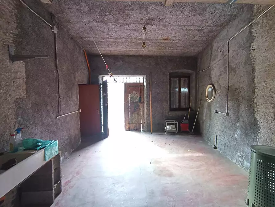 Immagine 11 di Casa semindipendente in vendita  a Gallicano